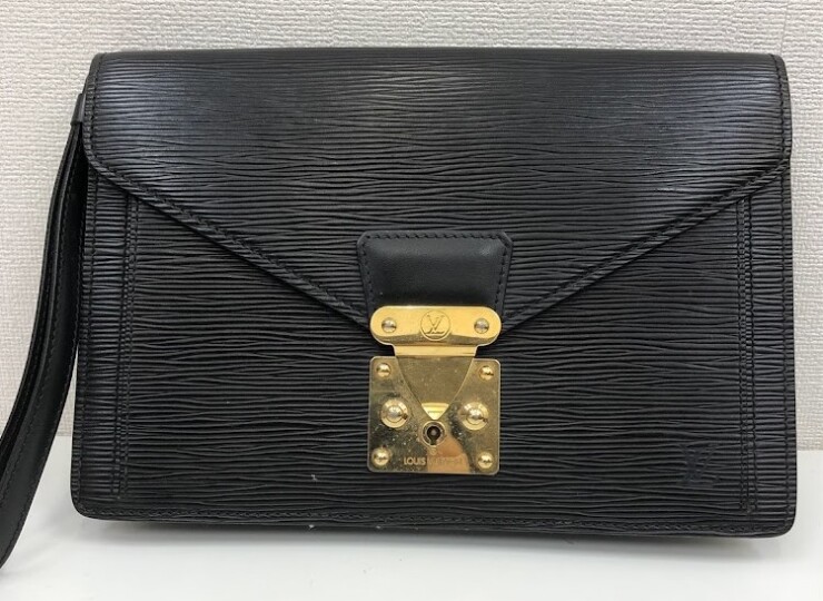 LOUIS VUITTON　ルイヴィトン　エピ　セリエ　ドラゴンヌ　M52762　クラッチバッグ